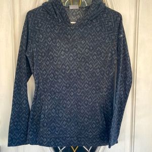Small Columbia lightweight sweater